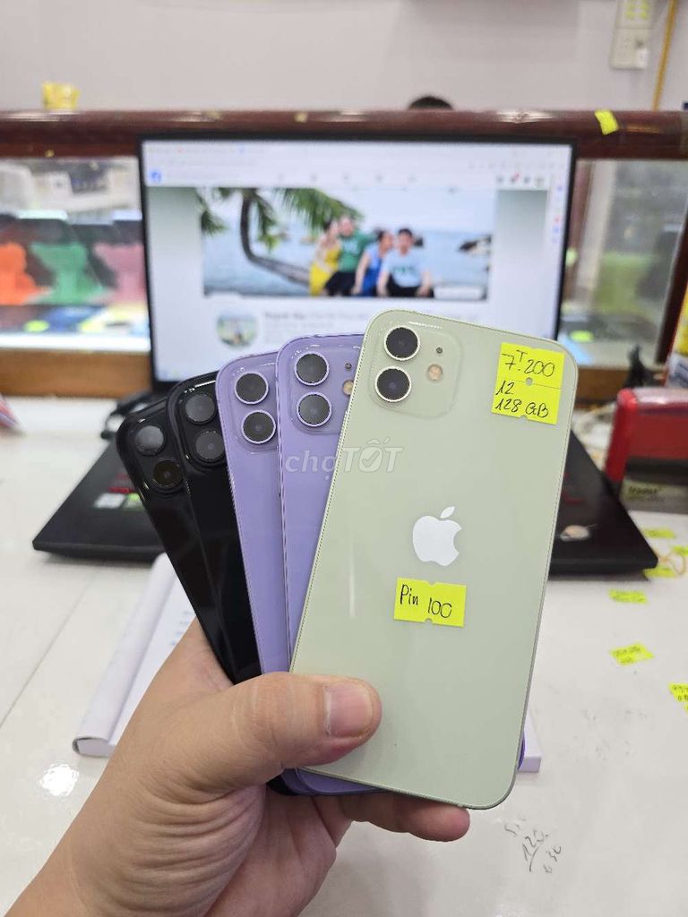 Iphone 12 - 64GB - 128GB - Zin Đẹp 99%. Mua bán Điện thoại tại Thành phố Long Xuyên An Giang được đăng bởi Facebook Cầm Đồ Thúy Vân hình 1
