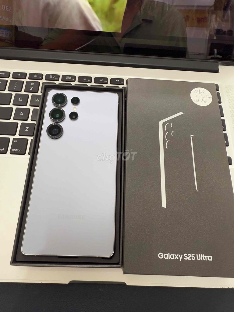 Samsung Galaxy S25 Ultra 256GB Xám Mới. Mua bán Điện thoại tại Thành phố Thuận An Bình Dương được đăng bởi trọng nhân hình 1