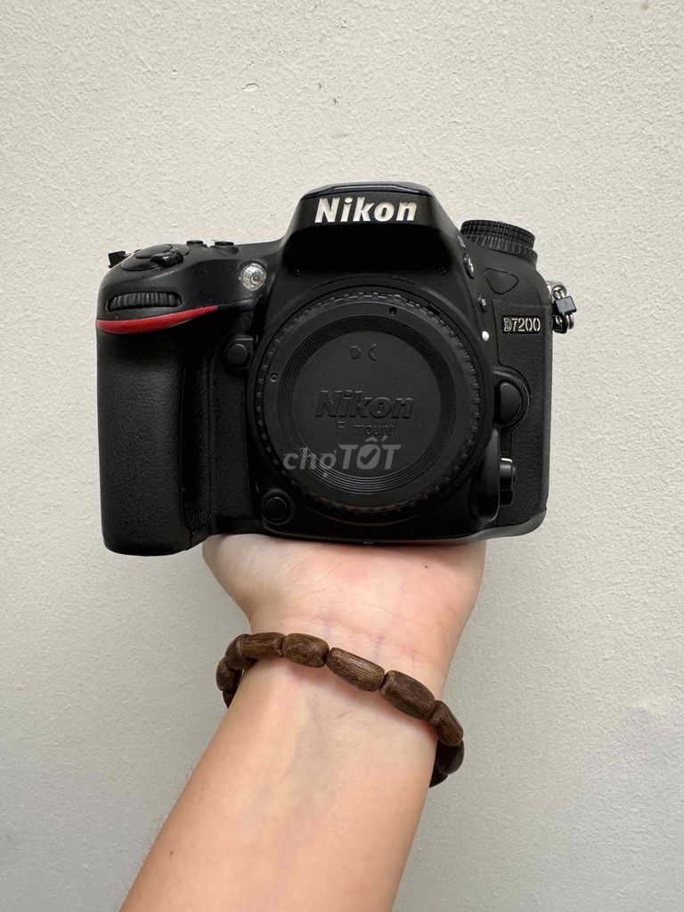 Nikon D7200 đẹp .