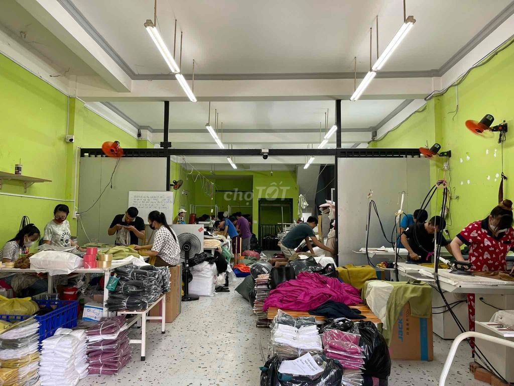 tuyển 2 thợ ủi bàn hơi công nghiệp. Việc làm Công nhân tại Quận 7 Tp Hồ Chí Minh được đăng bởi Anh Cường hình 4