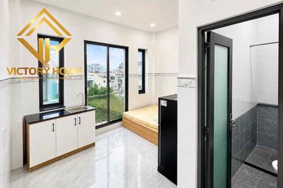 PHÒNG ĐẸP THOÁNG CÓ CỬA SỔ TRỜI TO THUẬN TIỆN QUA GÒ VẤP