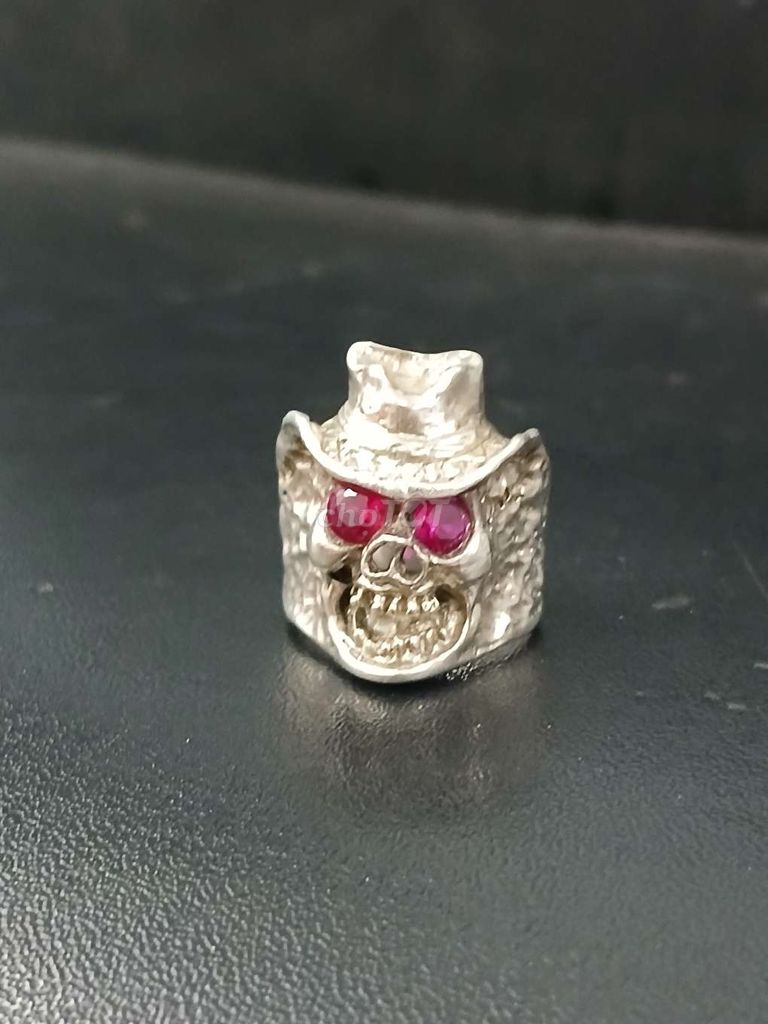 Nhẫn bạc đúc đầu lâu skull 679k