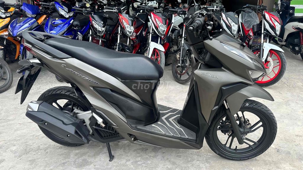 Honda Vario 150 vàng cát 2019 27320 ( hỗ trợ góp )