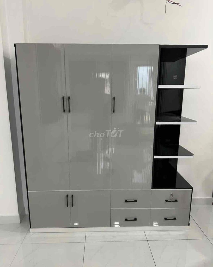 Tủ quần áo Gỗ Xám, Đen 1m65. Mua bán Tủ, kệ gia đình tại Thành phố Thủ Đức Tp Hồ Chí Minh được đăng bởi Hong Le hình 1