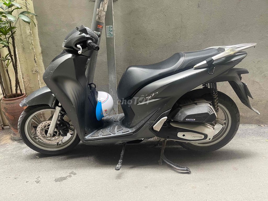 Honda SH125 CBS 2020 Xám > 30000 km. Mua bán Xe máy tại Quận Đống Đa Hà Nội được đăng bởi Ngô Tuấn Sơn hình 4
