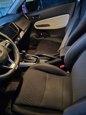 Honda City Trắng 26880 km