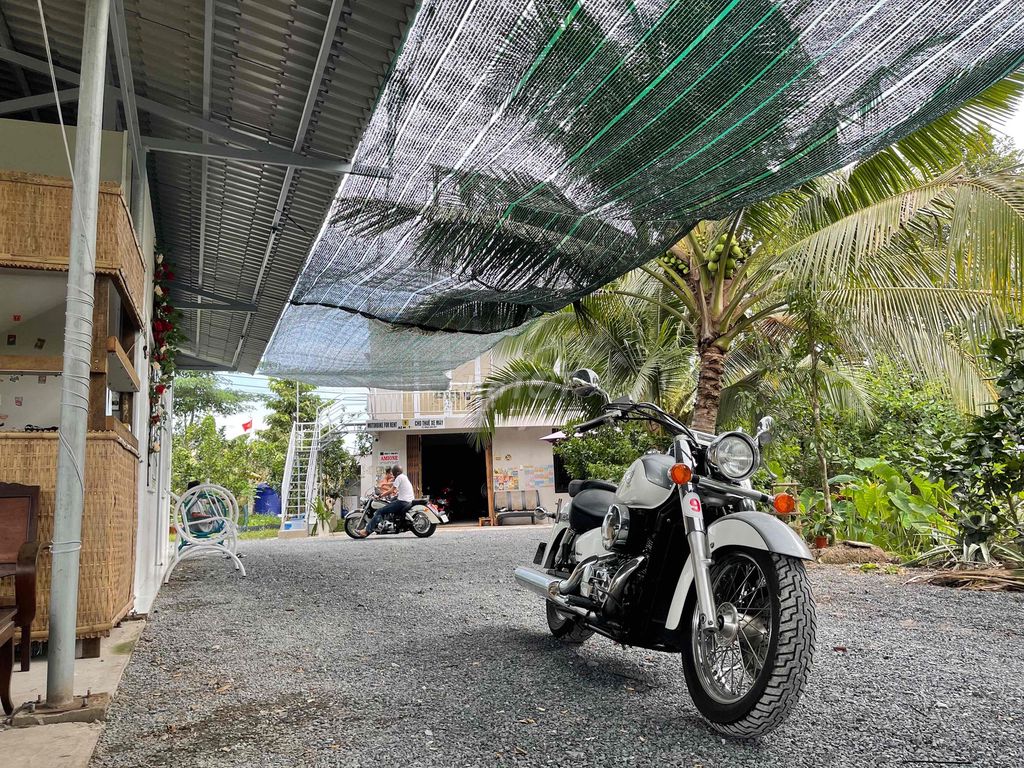 Xe côn tay Honda Shadow màu trắng xanh. Mua bán Xe máy tại Thành phố Bến Tre Bến Tre được đăng bởi Bùi Duy Phương hình 4