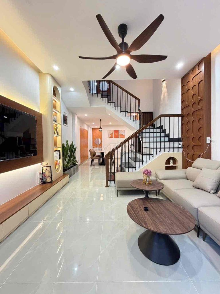 nhà 3 tầng Dũng Sĩ Thanh Khê