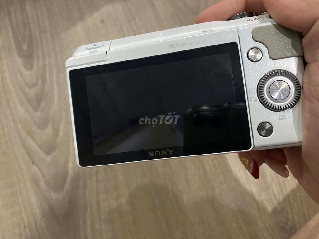Máy ảnh Sony Nex 3N Trắng Mới 90%. Mua bán Máy ảnh, Máy quay tại Quận 3 Tp Hồ Chí Minh được đăng bởi Minh Thư hình 1