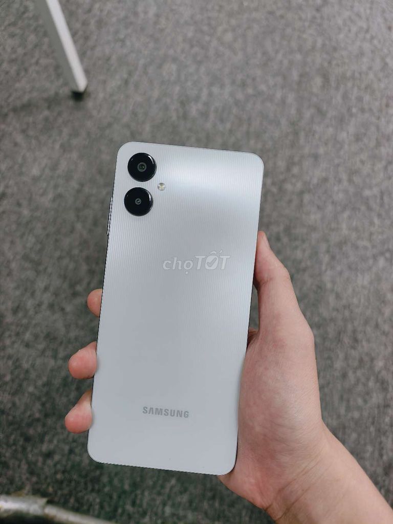 Samsung Galaxy A06 5G 128GB Trắng. Mua bán Điện thoại tại Huyện Đông Anh Hà Nội được đăng bởi chuyenvienit hình 1