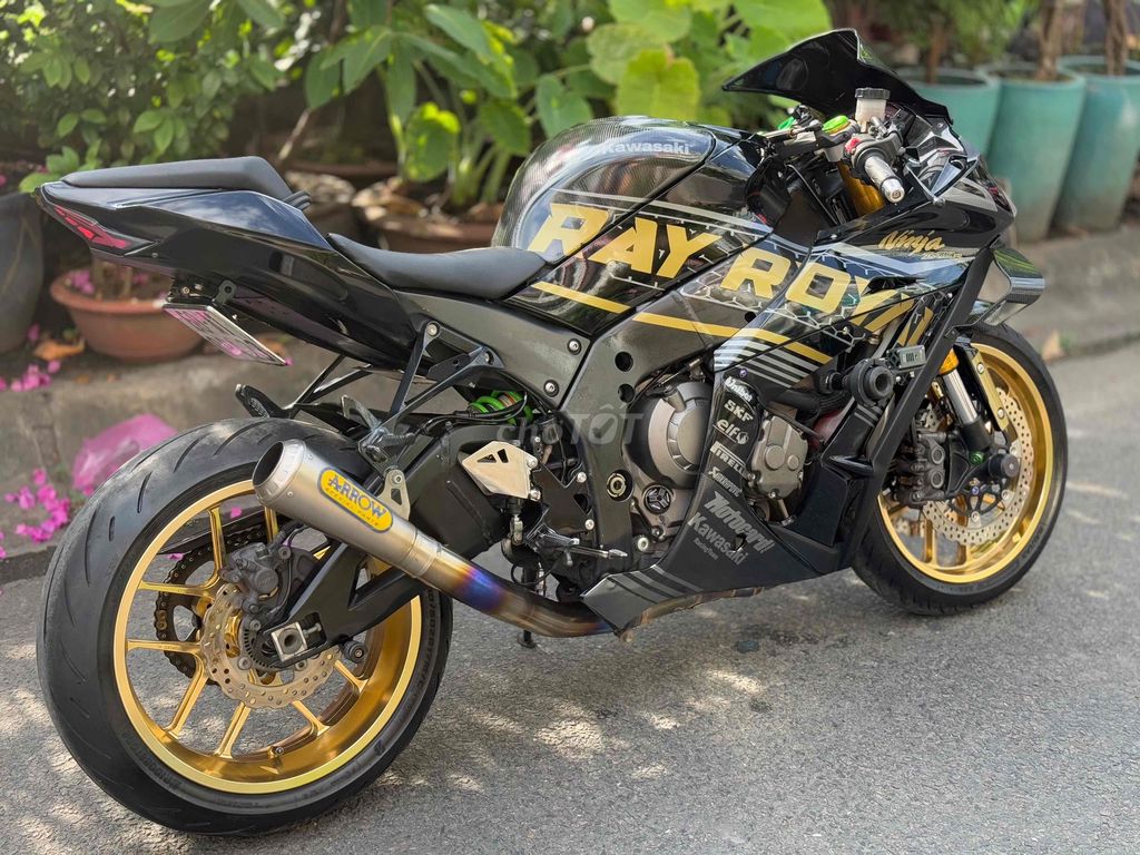 Kawasaki Zx10r 2015 bản kỉ niệm, zin keng 9 chủ. Mua bán Xe máy tại Quận 6 Tp Hồ Chí Minh được đăng bởi TanNguyenStore  hình 4