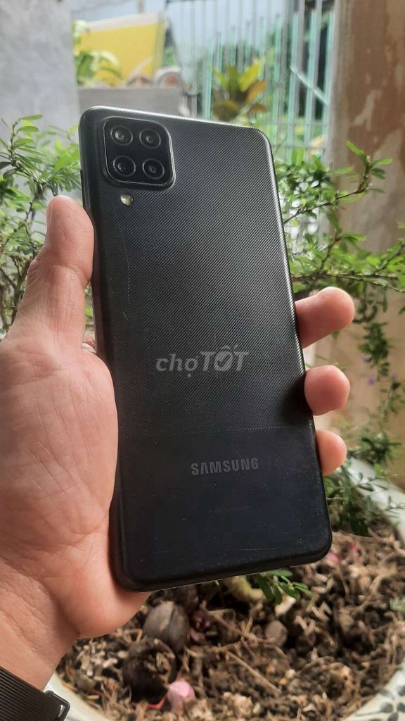 Samsung Galaxy A12 128GB Đen. Mua bán Điện thoại tại Thành phố Huế Thừa Thiên Huế được đăng bởi Trần Tôn Ngọc Thạch hình 1