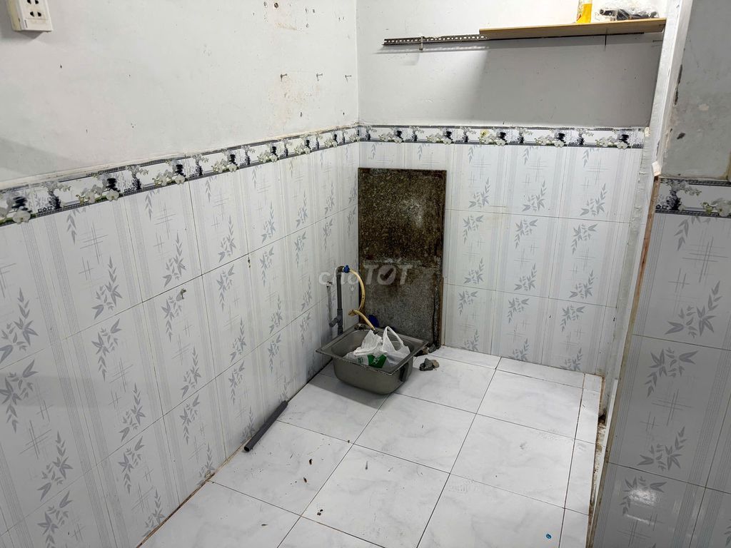 Phòng trọ 25M2 cho thuê gần Công Viên PM Quang Trung