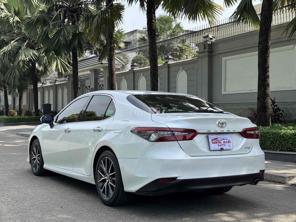 🚘Siêu phẩm Camry 2.0Q 2022 siêu đẹp cập bến🚘. Mua bán Ô tô tại Thành phố Dĩ An Bình Dương được đăng bởi Dương hình 7
