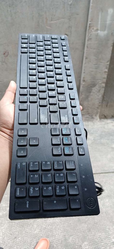 Bàn phím Dell Có dây Đen. Mua bán Phụ kiện (Màn hình, Chuột...) tại Quận Tân Bình Tp Hồ Chí Minh được đăng bởi Thành hình 1