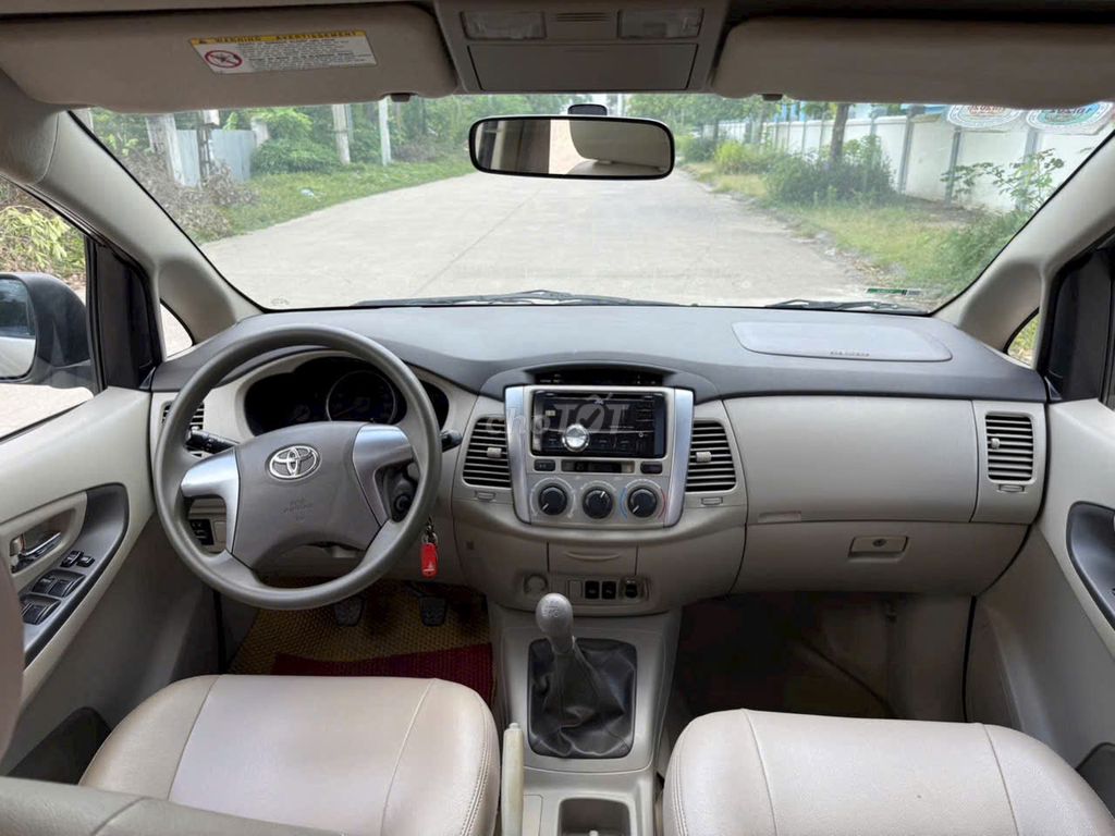 Toyota Innova 2015  - 10000 km,số sàn. Mua bán Ô tô tại Huyện Đông Anh Hà Nội được đăng bởi siêu thị ô tô Nhật Bắc hình 10