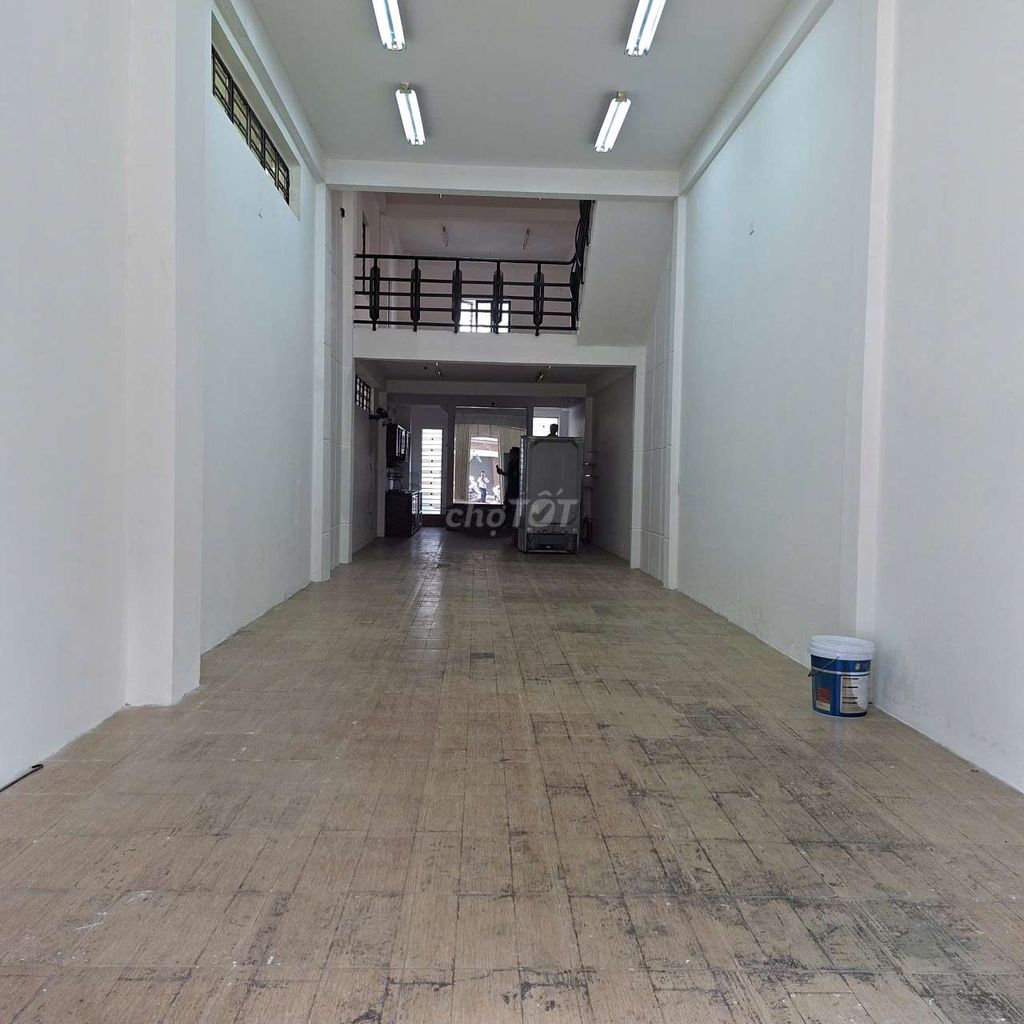 Аренда · 3 комн. · 100 м² · Quận Hải Châu, ул. Đường Núi Thành