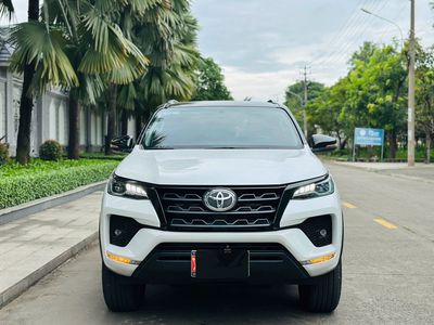 Toyota Fortuner Dầu 2.4 4x2 AT 2022 - 68000 km. Mua bán Ô tô tại Thành phố Dĩ An Bình Dương được đăng bởi Siêu Thị Ô Tô Bình Dương 