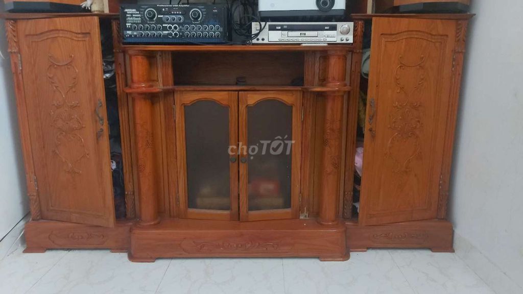 Kệ tivi gỗ xoan đào 2m Nâu gỗ. Mua bán Tủ, kệ gia đình tại Quận 7 Tp Hồ Chí Minh được đăng bởi Quangkhai Tran hình 1
