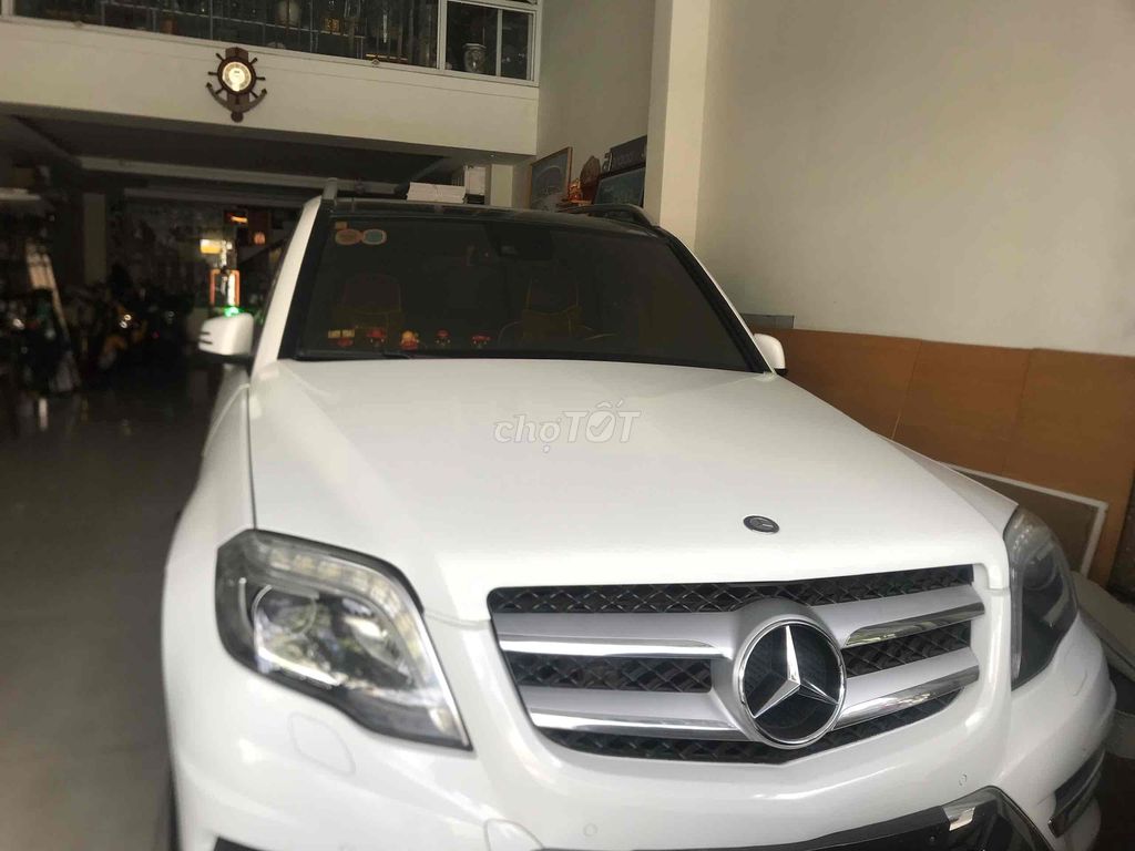 Cần bán xe Mercedes GLK màu trắng. Mua bán Ô tô tại Quận Cẩm Lệ Đà Nẵng được đăng bởi Lê Hân hình 6