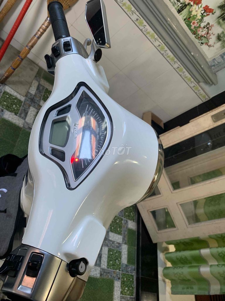 Piaggio Vespa Primavera-Iget-phanh ABS-bánh 12in. Mua bán Xe máy tại Quận 7 Tp Hồ Chí Minh được đăng bởi Hữu Nghĩa  hình 8