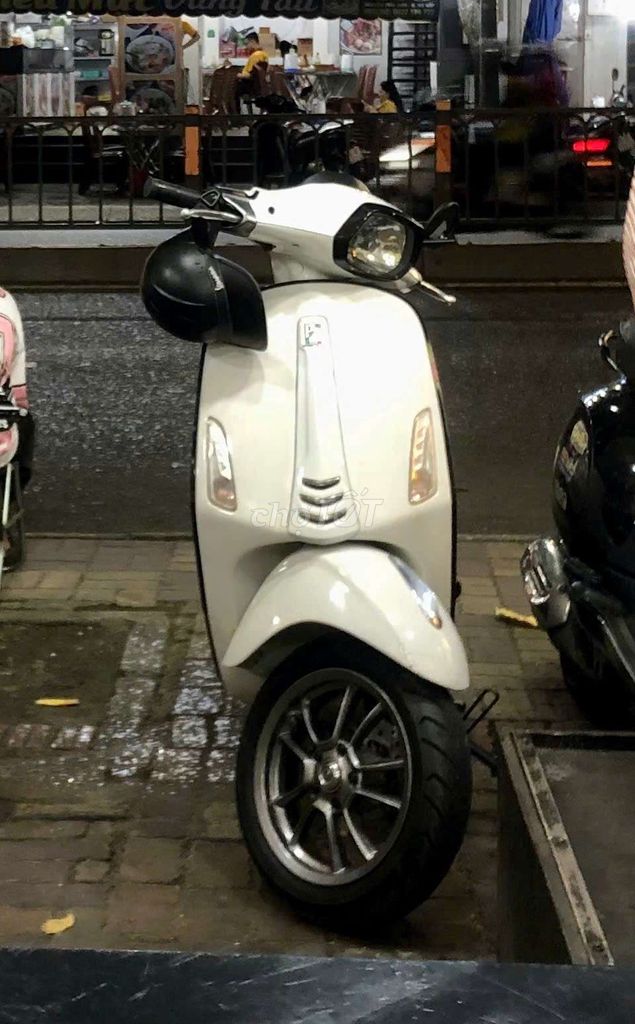 Vespa. Mua bán Xe máy tại Quận 12 Tp Hồ Chí Minh được đăng bởi hand bin hình 1