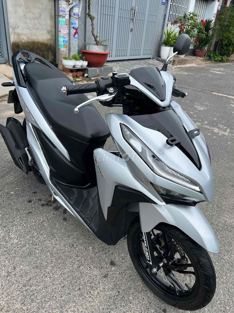 Honda Vario 125 up 150 2022 Silver