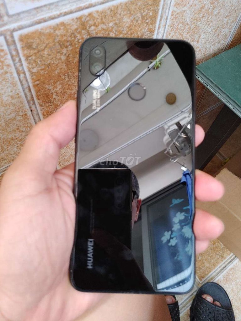 Huawei Nova 3i Đen Pin kém , nút nguồn kém . Mua bán Điện thoại tại Quận Hoàng Mai Hà Nội được đăng bởi Lão Hạc hình 1