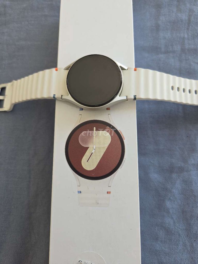 Samsung Galaxy Watch7 Trắng. Mua bán Thiết bị đeo thông minh tại Thành phố Vũng Tàu Bà Rịa - Vũng Tàu được đăng bởi VÕ THU hình 1
