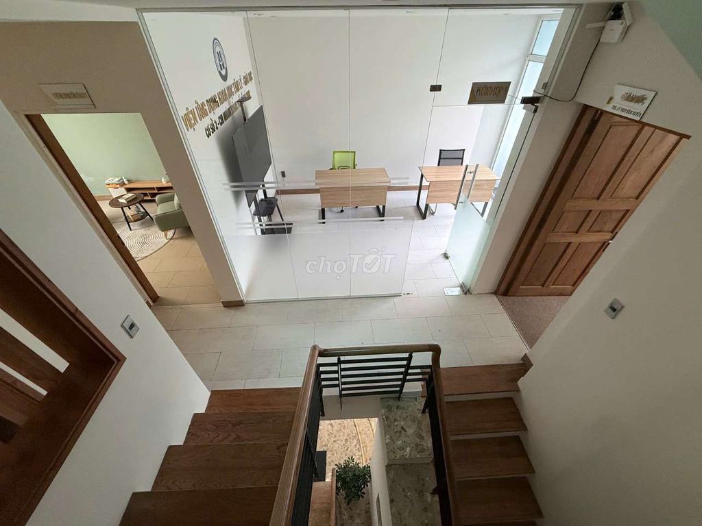 Вилла 4 этажа, 5 спален, 7х20м, фасад улицы 40, Тан Фонг
