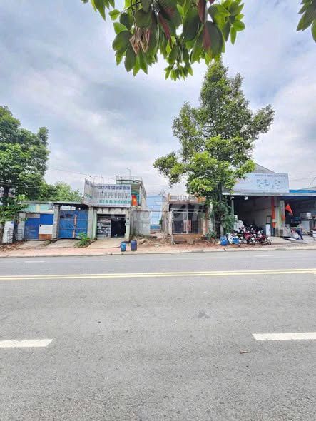 Bán đất 100m2 mt bùi thị xuân gần chợ Bán đất 100m2 mt bùi thị xuân gần chợ