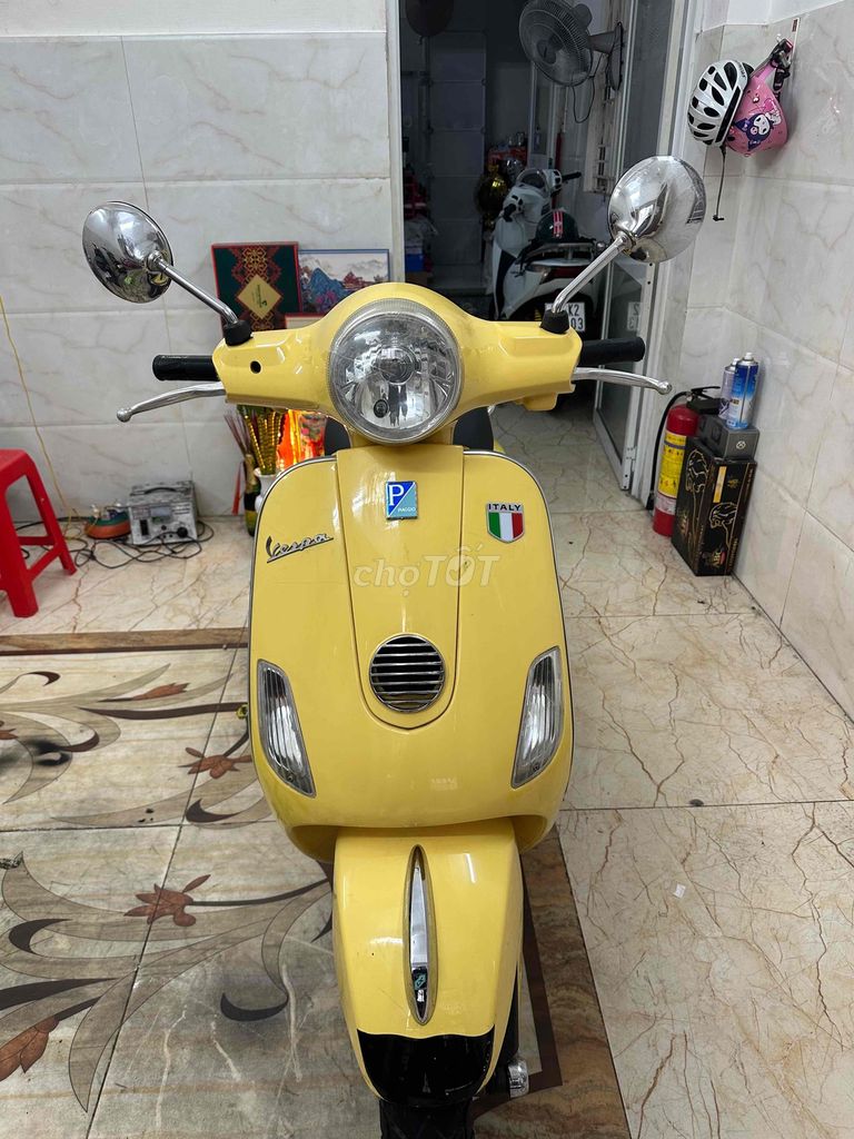 Vespa 125ie phun xăng điện tử . Xe Đẹp Máy Ngon