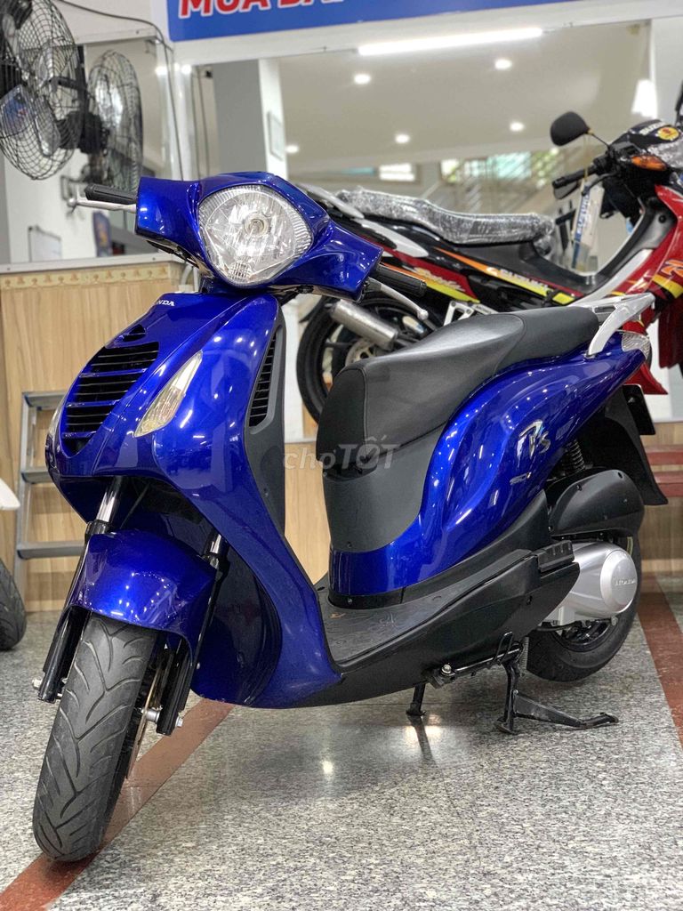 PS 150 2008 nhập Ý xe zin nguyên bản chính chủ đẹp. Mua bán Xe máy tại Quận Phú Nhuận Tp Hồ Chí Minh được đăng bởi Cungsport hình 2