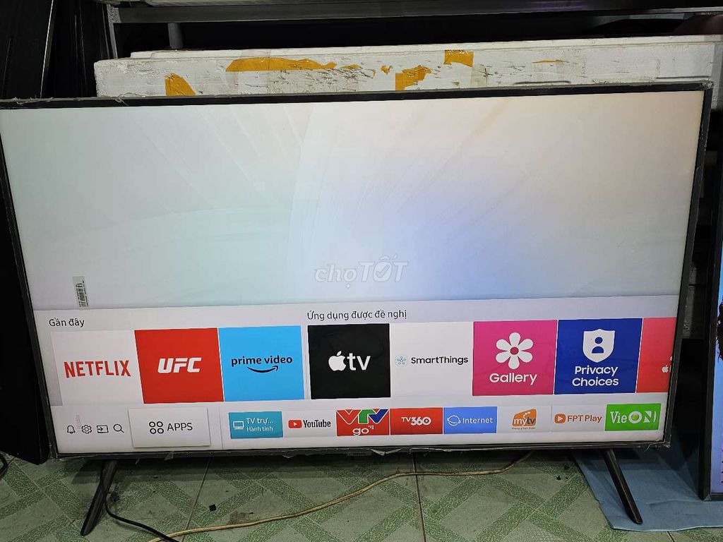 Samsung 4K Cao Cấp 49" - 49RU8000. G. Nói - 120 Hz