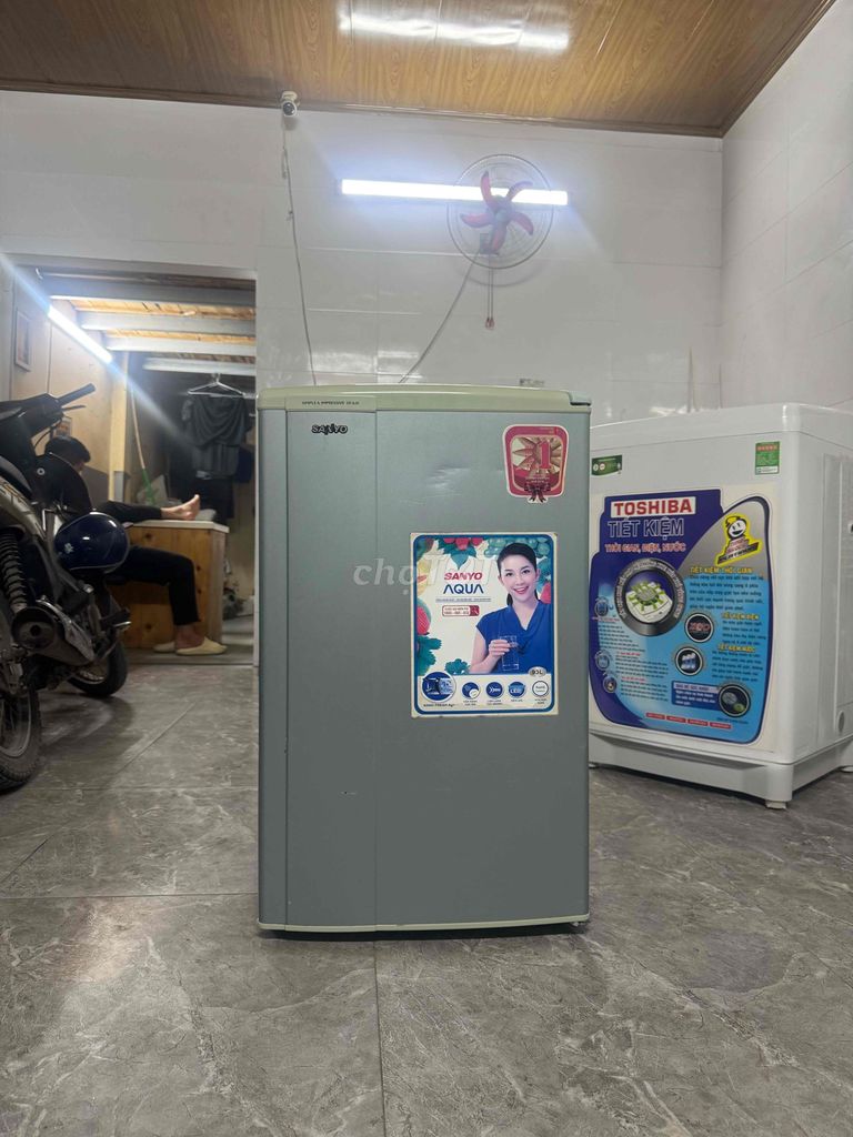 Tủ lạnh sanyo 90l nguyên zin. Mua bán Tủ lạnh tại Quận Hoàng Mai Hà Nội được đăng bởi Anh Quân hình 1