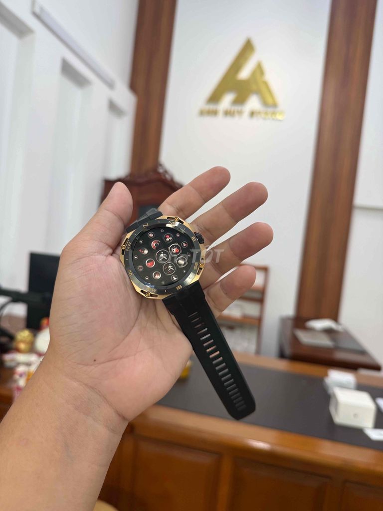 Huawei WATCH GT CYBER đẹp 99% FullBox 🤩🤩. Mua bán Thiết bị đeo thông minh tại Quận Ninh Kiều Cần Thơ được đăng bởi ĐIỆN THOẠI LAPTOP ANH HUY hình 1