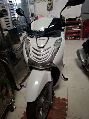 Xe chính chủ xe mới 99%. Mua bán Xe máy tại Thị xã Bến Cát Bình Dương được đăng bởi mai yeu hình 1