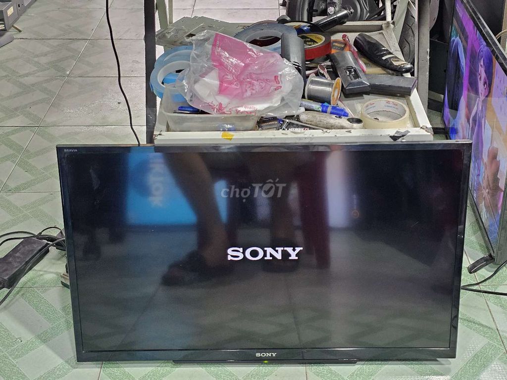 Sony Tivi LED 32 inch HD - 32R300. HDMI - DVB-T2