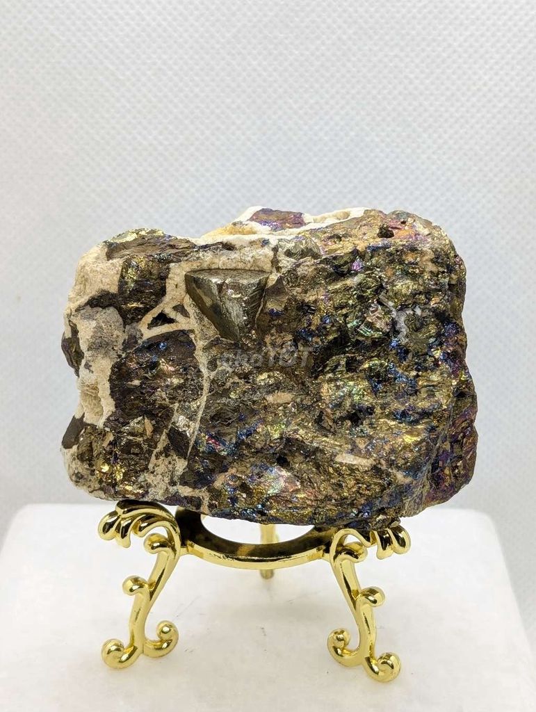 Đá phong thủy Pyrite Vàng găm đa sắc Ánh cầu vồng. Mua bán Đồ sưu tầm, đồ cổ tại Quận 12 Tp Hồ Chí Minh được đăng bởi Cute Stuff Shop hình 1