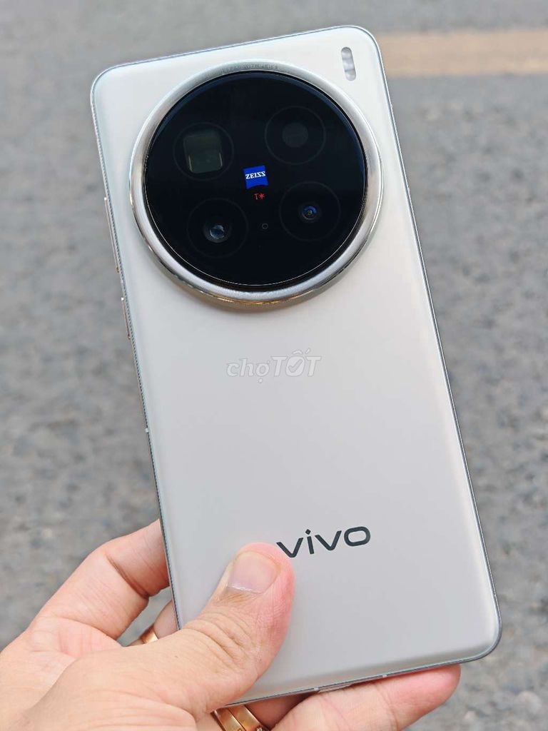 Vivo X200 Pro Demen 9400 12GB/256GB Bạc 99%. Mua bán Điện thoại tại Quận Bình Tân Tp Hồ Chí Minh được đăng bởi Anh Rin hình 1
