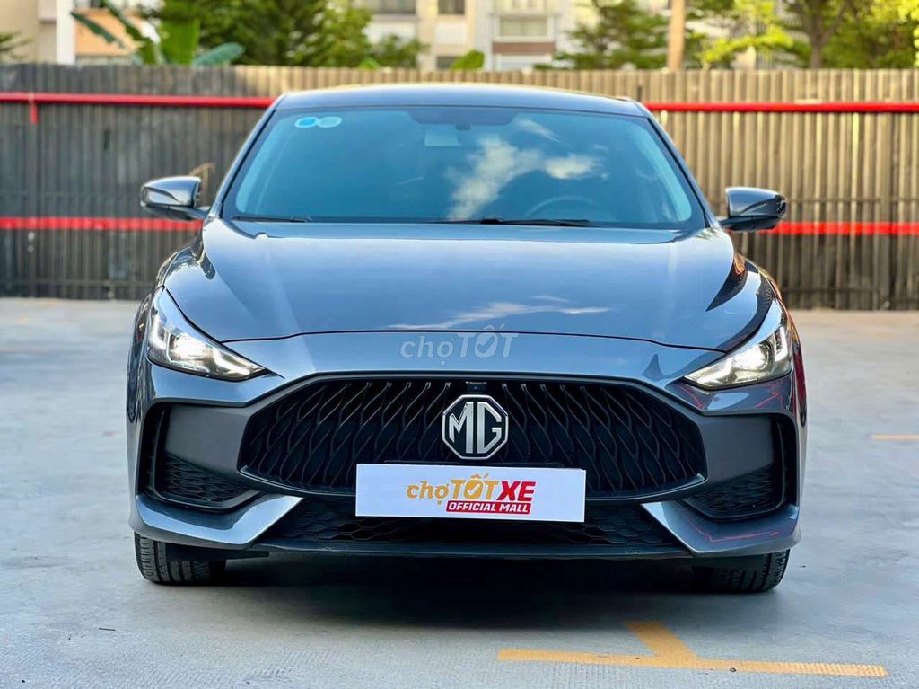 MG 5 2022 luxury. Xe hạng C giá rẻ