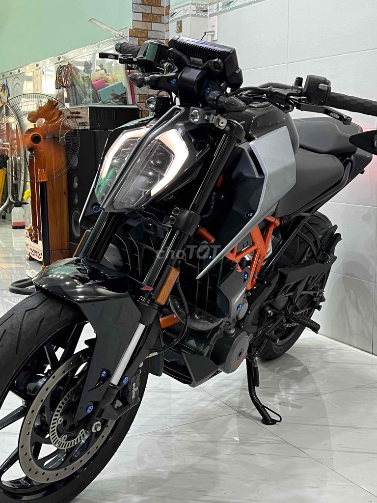 DUKE390. Mua bán Xe máy tại Quận 8 Tp Hồ Chí Minh được đăng bởi Trần Hoàng  hình 5