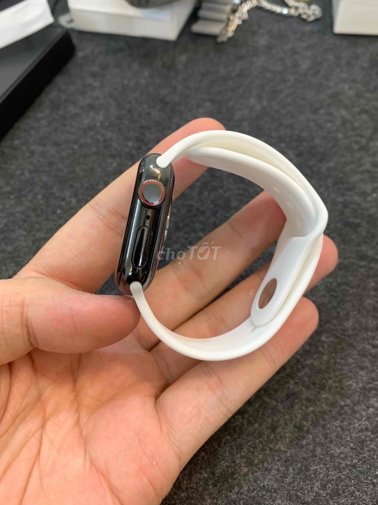 Apple watch Series 5 40mm Thép đen