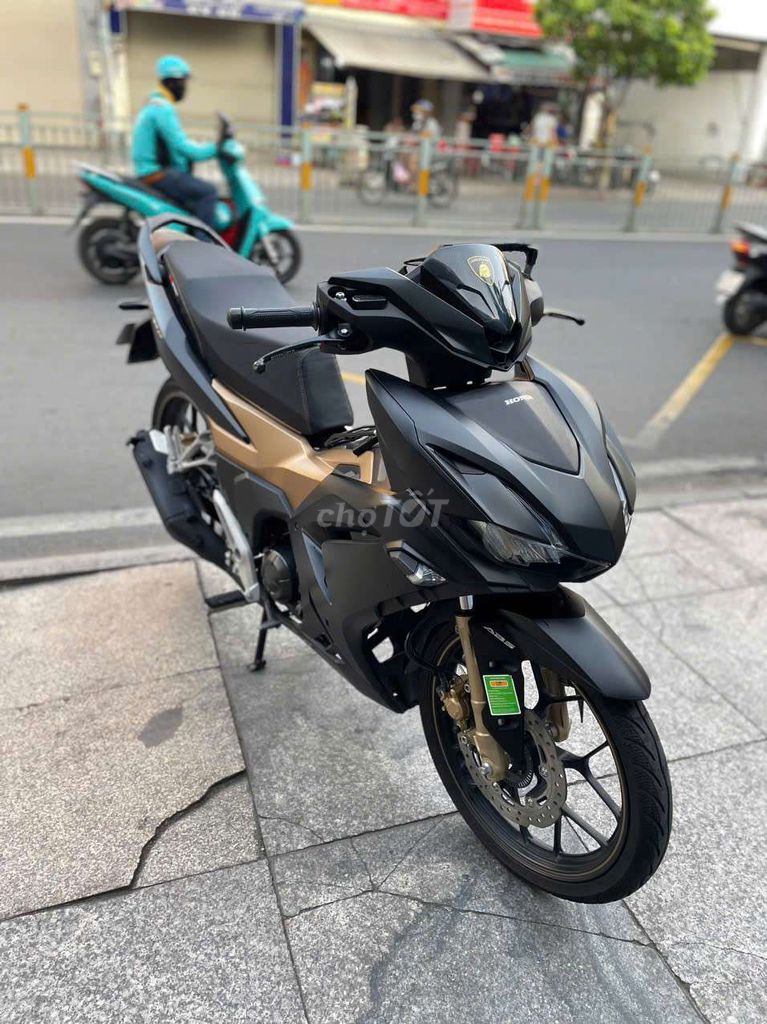 Honda winner v3 ABS 2023 mới 90% bstp chính chủ. Mua bán Xe máy tại Quận Tân Phú Tp Hồ Chí Minh được đăng bởi Tuanduy hình 6