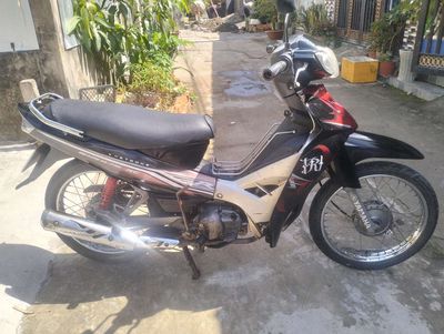 Xe đầu lòng ống hơi máy êm ru. Mua bán Xe máy tại Quận Bình Thuỷ Cần Thơ được đăng bởi nhật Cường 