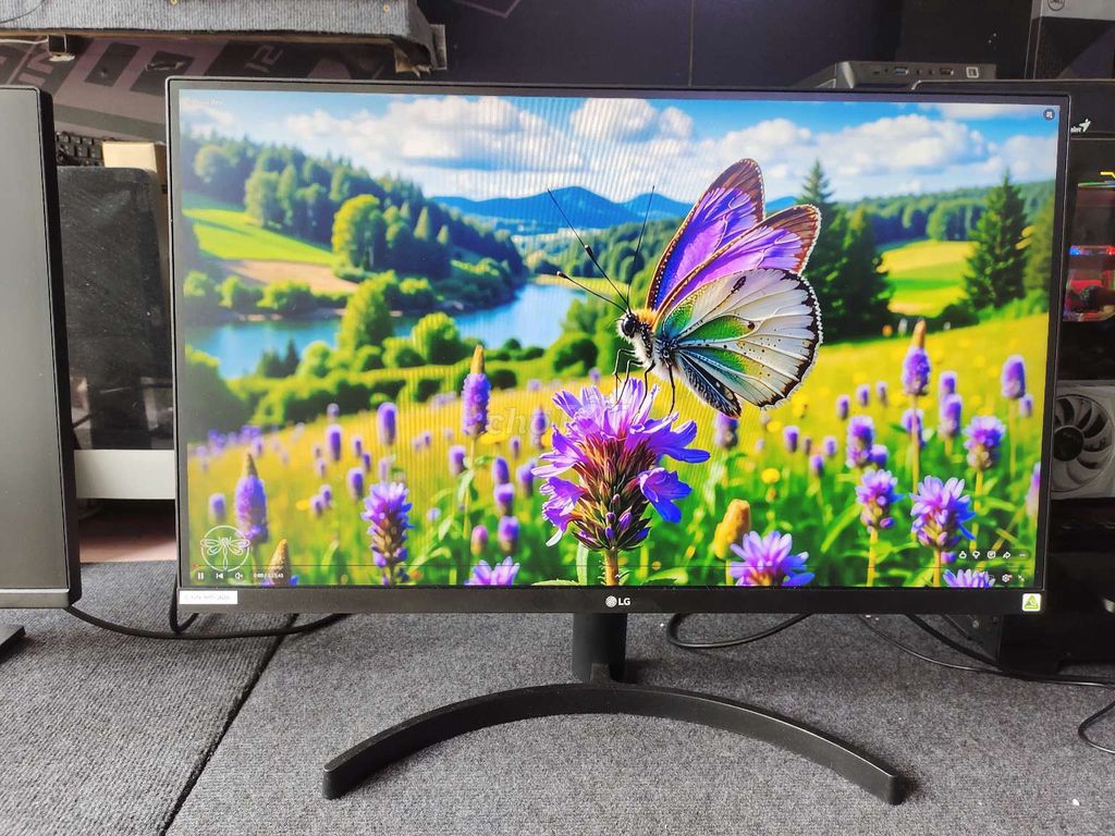 MÀN HÌNH LG 27 INCH 2K SIÊU NÉT MÀN ĐẸP FULL BOX. Mua bán Phụ kiện (Màn hình, Chuột...) tại Quận Gò Vấp Tp Hồ Chí Minh được đăng bởi ngọc trang hình 1