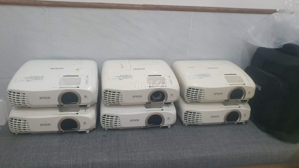 Máy chiếu Epson EH-TW5200 FullHD cinema . Mua bán Đồ dùng văn phòng tại Quận Tân Phú Tp Hồ Chí Minh được đăng bởi Laptop xách tay Nhật Mỹ hình 1