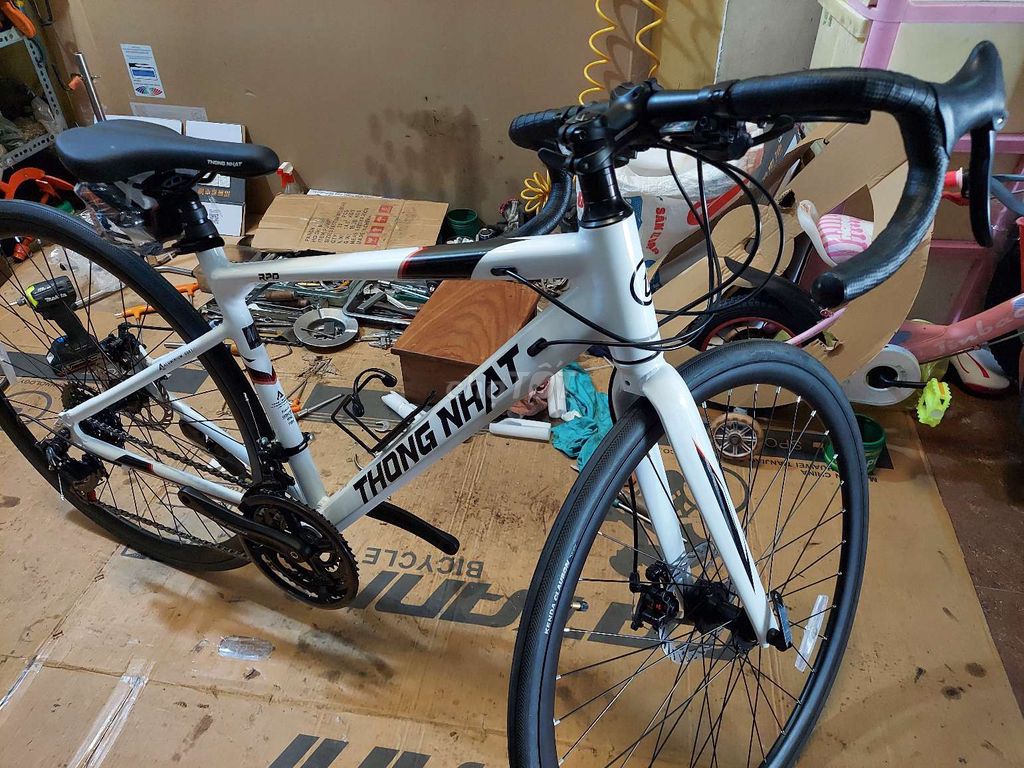 Màu trắng  ĐẸP SANG CUỘC THỂ THAO THỐNG NHẤT 586. Mua bán Xe đạp tại Quận Cái Răng Cần Thơ được đăng bởi Nguyễn Nhung hình 2