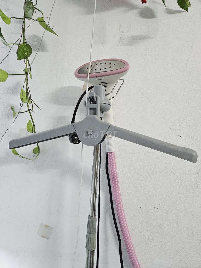 Bàn là hơi nước đứng Sunhouse Hồng Mới. Mua bán Nội thất, đồ gia dụng khác tại Quận Nam Từ Liêm Hà Nội được đăng bởi Tung hình 1