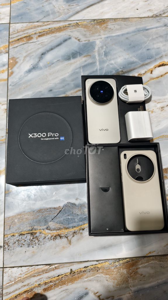 Vivo X300 Pro 16GB/512GB Nâu TGDD. Mua bán Điện thoại tại Quận Tân Bình Tp Hồ Chí Minh được đăng bởi võ văn vinh hình 1